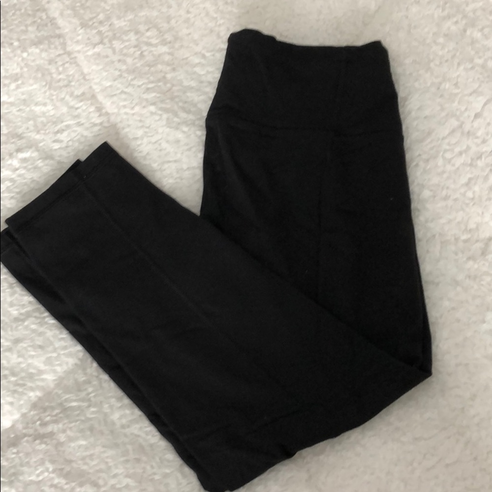 victoria sport size small cropped leggings